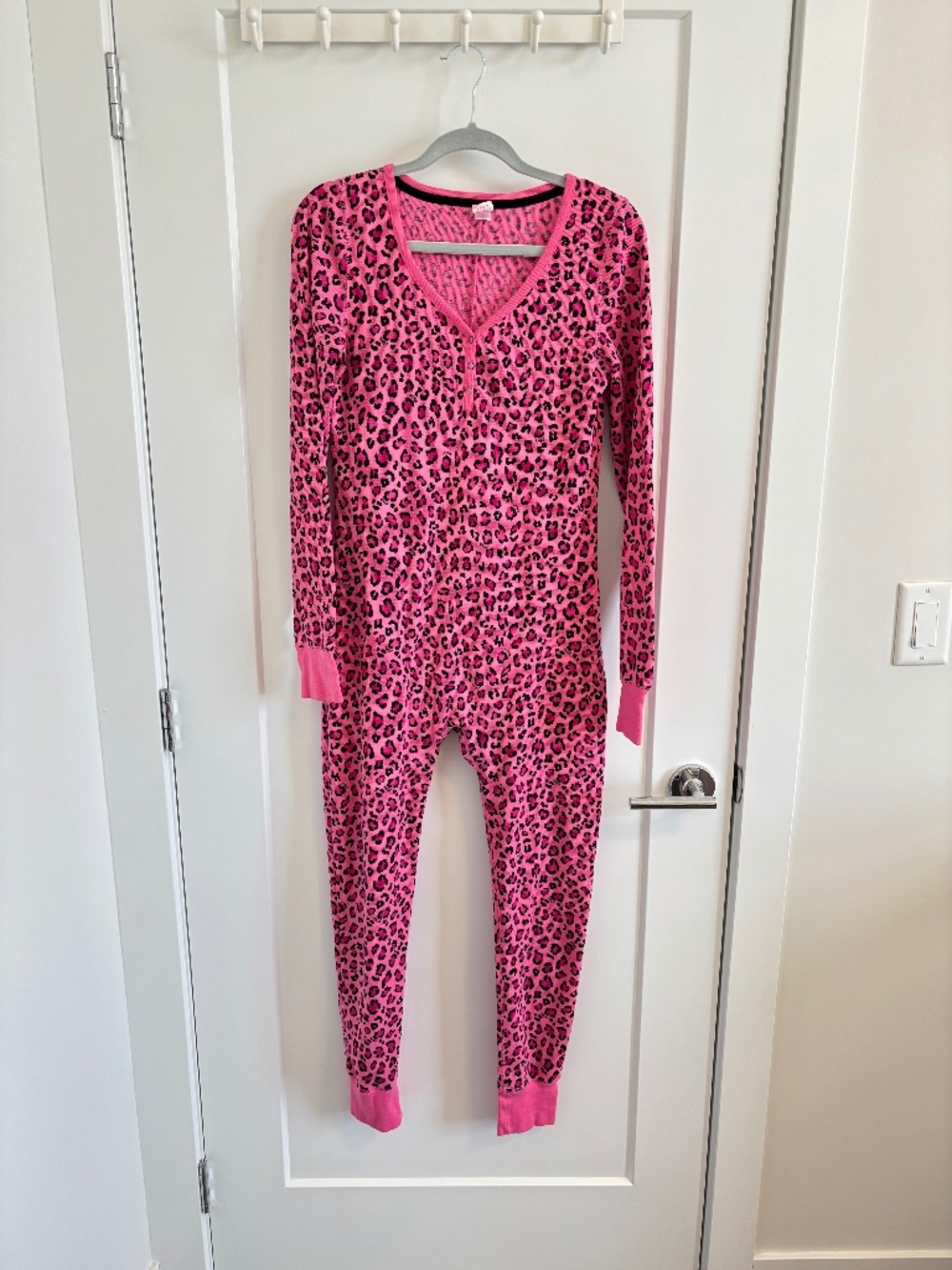 Victoria Secret PINK Hot Pink Leopard Print Onsie Size Medium
